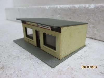 HO SCALE - POLA SMALL SHOP - LOT 68Q