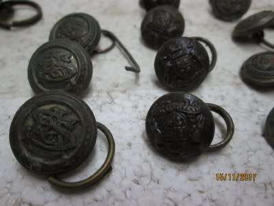 OLD SAR METAL RAILWAY BUTTONS x 37 (Reduced to clear) - LOT 111Q