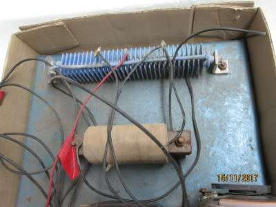 HO SCALE : TRANSFORMER WITH CONTROLLER - LOT 115Q