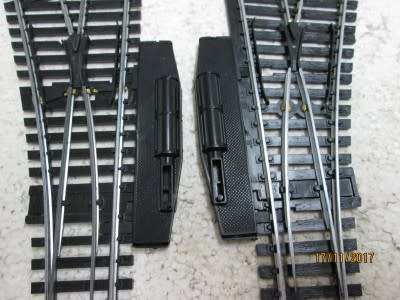 HO/OO SCALE : LIMA  LEFT + RIGHT POINT - LOT 170Q