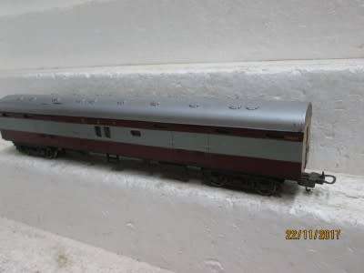 HO SCALE : LIMA SAR TRANS-KAROO BAGGAGE CAR - LOT 197Q