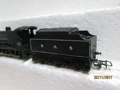 HO SCALE : LIMA SAR 0-6-0 STEAM LOCOMOTIVE - LOT 221Q