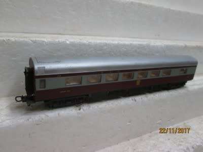 HO SCALE : LIMA SAR TRANS-KAROO DINING CAR - LOT 232Q