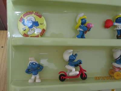 SMURF COLLECTION OF 17 ITEMS - LOT 386Q