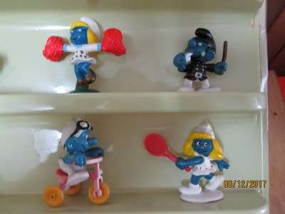 SMURF COLLECTION OF 17 ITEMS - LOT 386Q