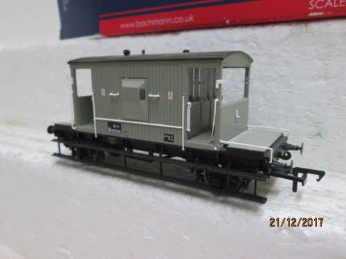 OO SCALE : BACHMANN BR 20T BRAKE VAN (GUARDS VAN) - LOT 484Q