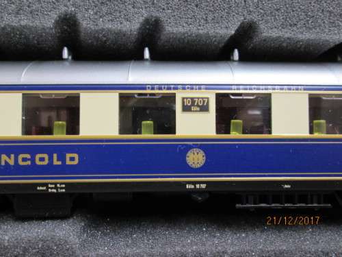 HO SCALE : MARKLIN RHEINGOLD TRAIN SET - LOT 346R