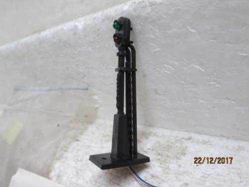 HO SCALE : RAIL SIGNAL - LOT 604Q