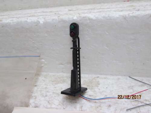 HO SCALE : RAIL SIGNAL - LOT 607Q