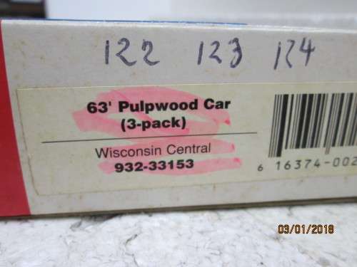 HO SCALE : WALTHERS WINSCONSIN CENTRAL 63' PULPWOOD CARS x3 - LOT 784Q