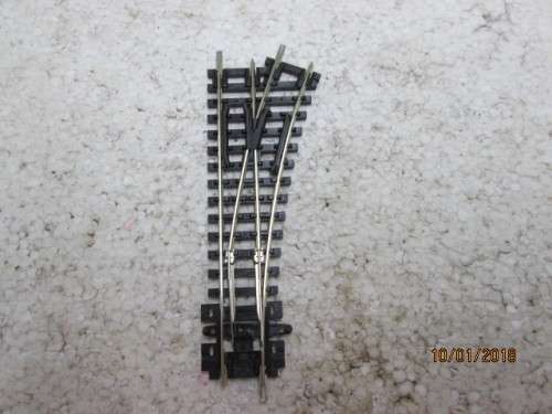 N SCALE : PECO RIGHT HAND POINT - LOT 858Q