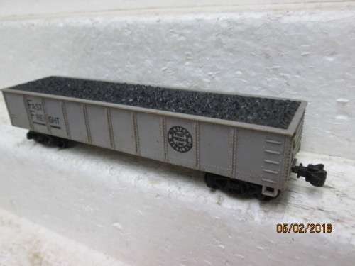 HO SCALE : MARX COAL TRUCK (WESTERN MARYLAND) - LOT 212R