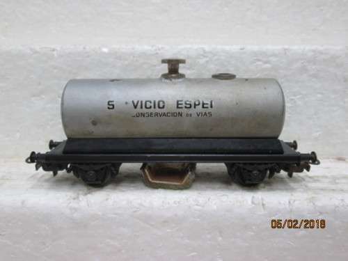 HO SCALE : TRACK CLEANER (TANKER TYPE) - LOT 213R