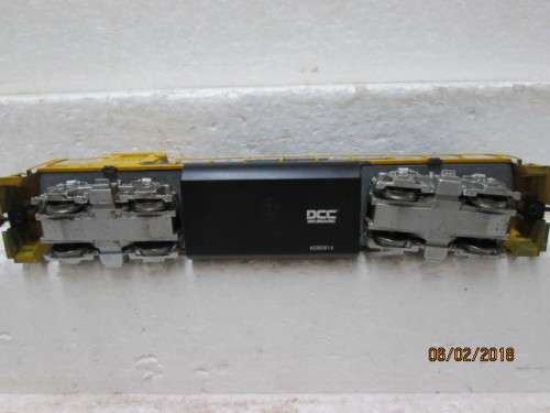HO SCALE : KBACHMANN SANTE FE DIESEL LOCO (DCC FITTED) - LOT 264R