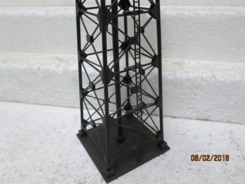 HO SCALE : KORBER MODELS LARGE WATER TOWER -  LOT 336R