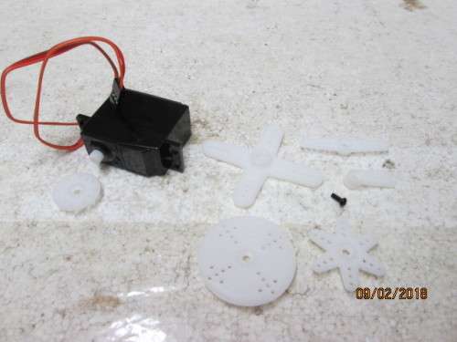 SERVER WITH FITTINGS - LOT 432R