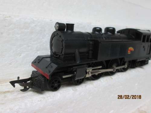 OO SCALE : TRI-ANG 4-6-4 STEAM LOCO (MADE IN SOUTH AFRICA) - LOT 578R