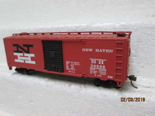 HO SCALE : BACHMANN NEW HAVEN BOX CAR - LOT 645R