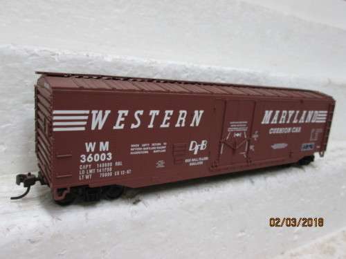 HO SCALE : BACHMANN WESTERN MARYLAND BOX CAR - LOT 646R