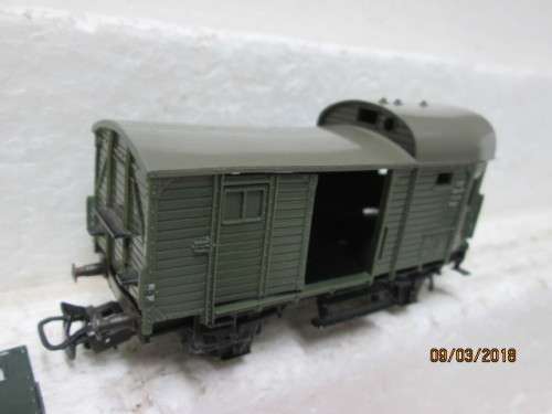 HO SCALE : MARKLIN SHORT CABOOSE - LOT 691R