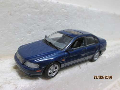 1:43 SCALE DIE-CAST -MINICHAMPS - VOLVO S40/V40 1996 - LOT 781R