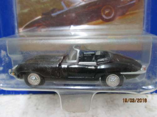 JOHNNY LIGHTENING 1963 JAGUAR E TYPE ROADSTER - LOT 38S