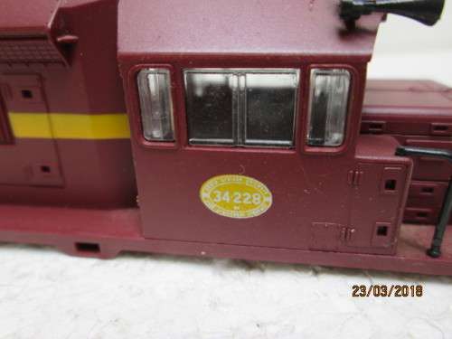 HO SCALE : LIMA SAR CLASS 34 DIESEL LOCO BODY - LOT 267S