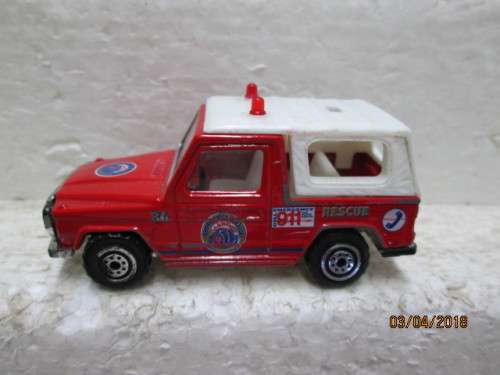 DIE CAST : 1:57 SCALE REALTOY MERCEDES BENZ G WAGON (RESCUE) - LOT 388S