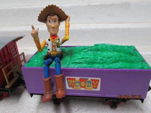 LARGE TOY STORY TRAIN (WOODY) - LOT 525S