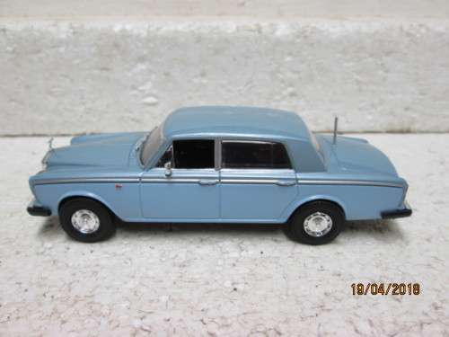 DIE CAST 1:43 SCALE : UNIVERSAL HOBBIES ROLLS ROYCE SILVER SHADOW - LOT 549S