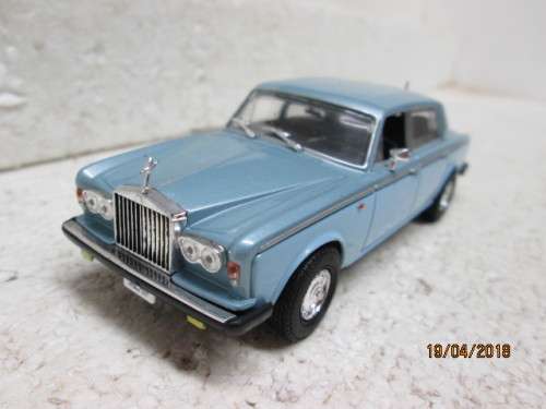 DIE CAST 1:43 SCALE : UNIVERSAL HOBBIES ROLLS ROYCE SILVER SHADOW - LOT 549S
