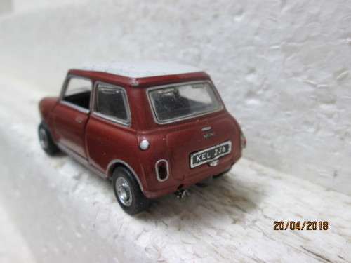 DIE CAST 1:43 SCALE : CARARAMA MINI COOPER - LOT 649S