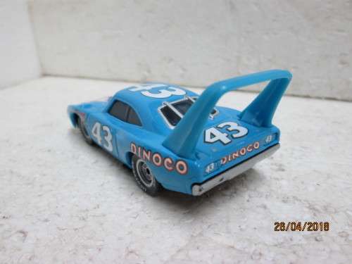 DIE CAST : DISNEY 1970 PLYMOUTH SUPERBIRD - LOT 716S