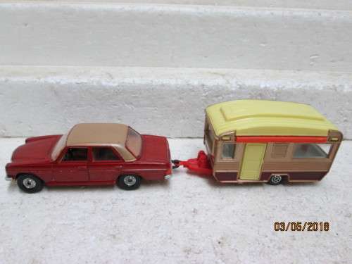 DIE CAST : CORGI : MERCEDES BENZ 240D WITH CARAVAN - LOT 781S