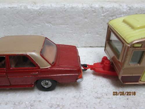 DIE CAST : CORGI : MERCEDES BENZ 240D WITH CARAVAN - LOT 781S