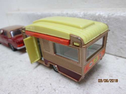DIE CAST : CORGI : MERCEDES BENZ 240D WITH CARAVAN - LOT 781S