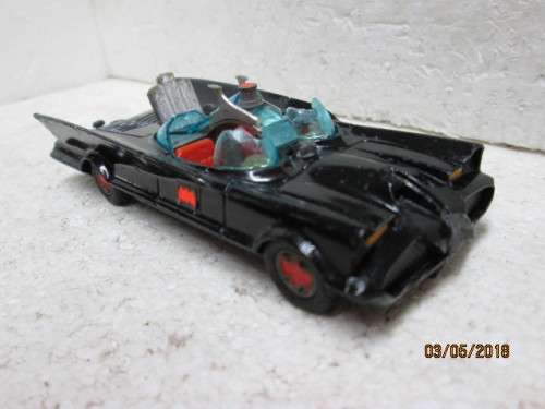 DIE CAST : CORGI : BATMAN BATMOBILE - LOT 782S