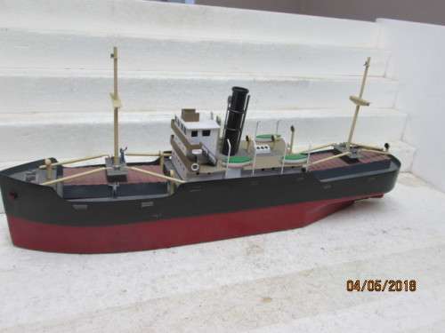 HO SCALE : TRAMP STEAMER SHIP - LOT 871S