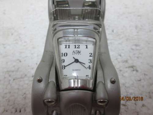 ALTAV MODEL CAR DESK CLOCK (STAINLESS STEEL) Reduced to clear - LOT 964S