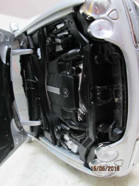DIE CAST 1:18 SCALE : AUTOART MERCEDES BENZ CL COUPE (Reduced to clear) - LOT 976S