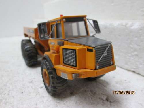 DIE CAST 1:50 SCALE MOTORART : VOLVO A25C ARTICULATED DUMP TRUCK - LOT 48T