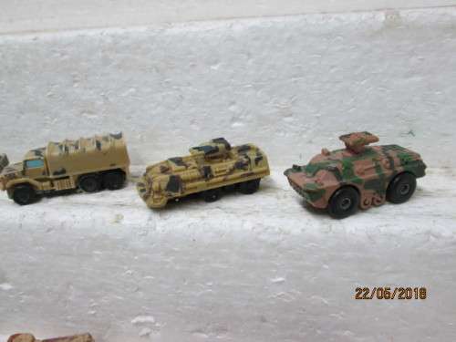 DIE CAST : MILITARY MICRO MACHINES x17 - LOT 54T