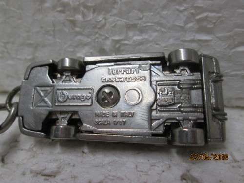 BBURAGO FERRARI TESTAROSSA KEYRING (Reduced to clear) - LOT 61T