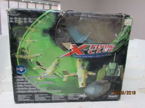 X-FLYING CLUB RC PLANE - LOT 172T