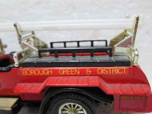 DIE CAST MODELS OF YESTERYEAR : Y-6/7 ROLLS ROYCE FIRE TRUCK - LOT 241T