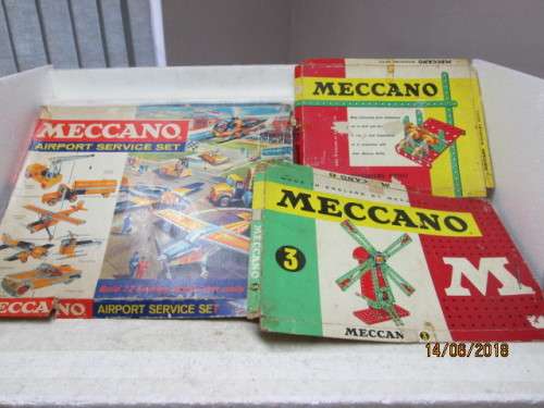 x3 VINTAGE MECCANO SETS  - LOT 285T