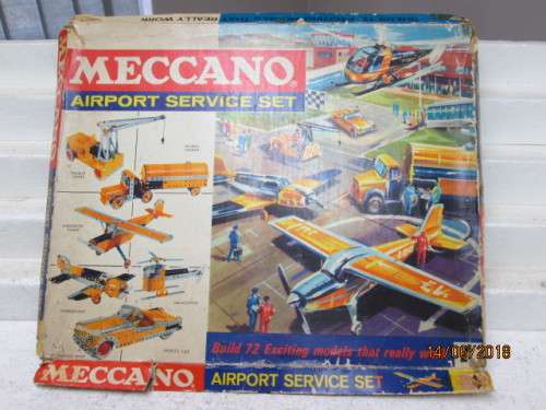 x3 VINTAGE MECCANO SETS  - LOT 285T