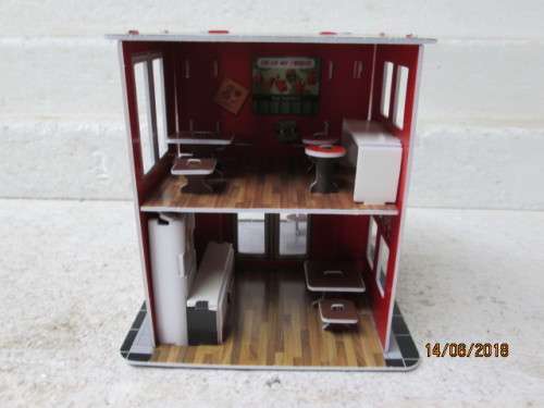 KFC BUILDING - LOT 295T