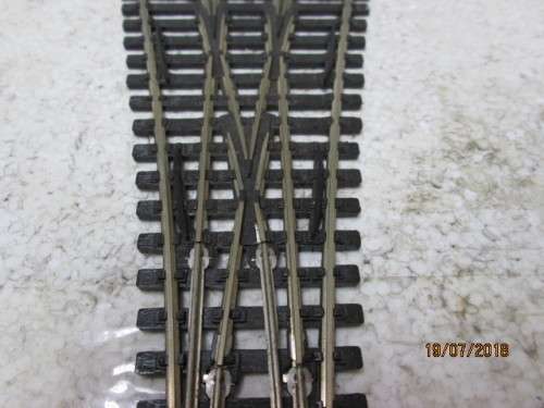 HO/OO SCALE : PECO MEDIUM RADIUS 3-WAY POINT (BOXED) - LOT 573T