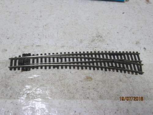 HO/OO SCALE : PECO CURVED RIGHT HAND POINT (BOXED) - LOT 586T
